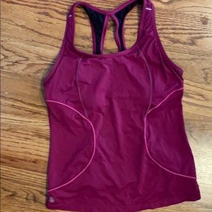 ✳️ ATHLETA  Active Tank Mulberry / Deep Wine M